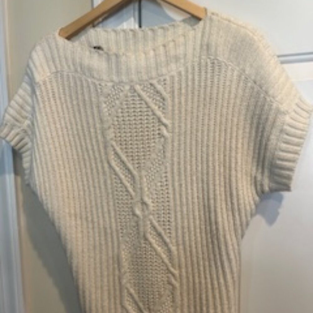 Women's Sweater Short Sleeve Brand: a.n.a. Off White with Gold Specks Medium - Picture 1 of 3
